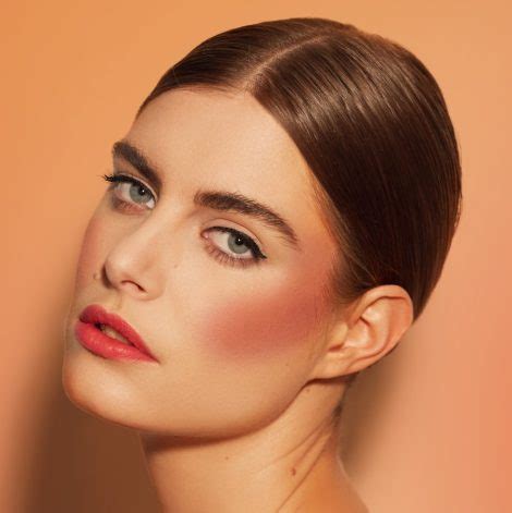 Rouge Blush: the Intense Colour Long